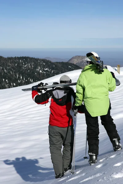 Mann Und Frau Schnee — Stockfoto