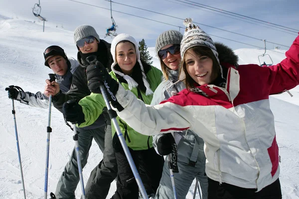 Group Young People Snow — Stock Photo, Image