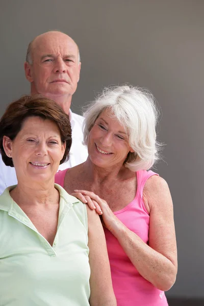 Grupo Ancianos Sonriendo — Foto de Stock