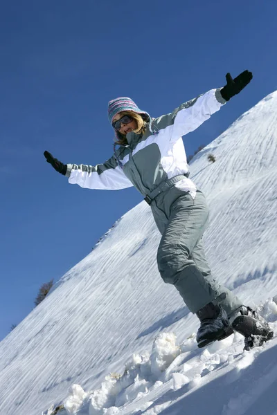 Weibchen Häufig Schnee — Stockfoto