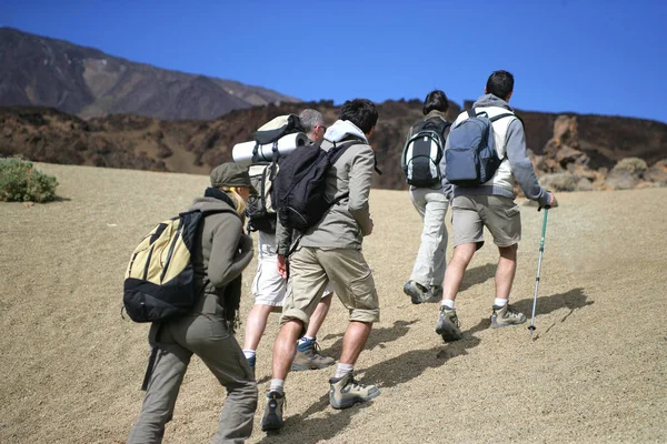 Men Women Walking Hiking Backpack — Stock Photo, Image