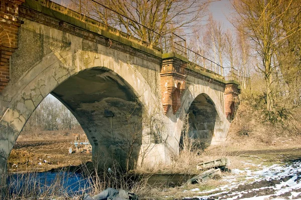 Alte Steinbrücke Mit Zwei Bögen — Stockfoto