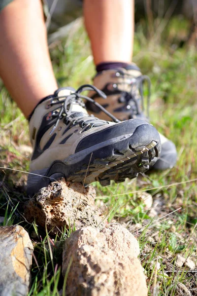 Botas Senderismo Las Montañas —  Fotos de Stock