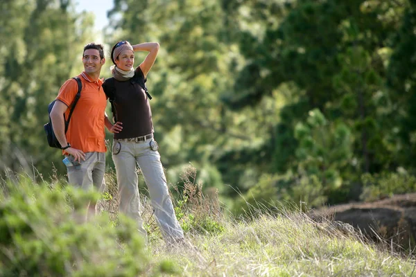 Smiling Man Woman Walking Away Looking —  Fotos de Stock