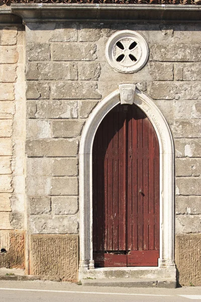 Antigua Puerta Iglesia Madera —  Fotos de Stock