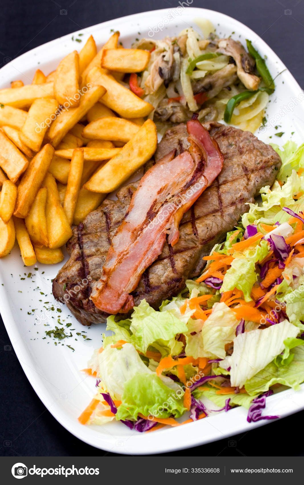 Rump Steak Roast Beef Green Salad Stock Photo by ©PantherMediaSeller