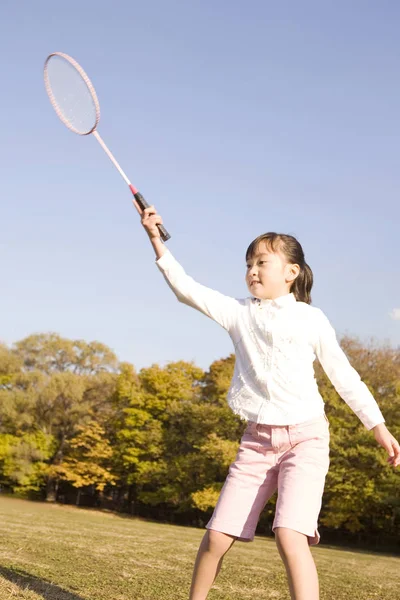 Menina Japonesa Jogando Badminton — Fotografia de Stock
