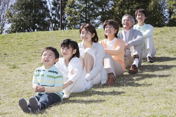 Porträtt Japansk Familj — Stockfoto