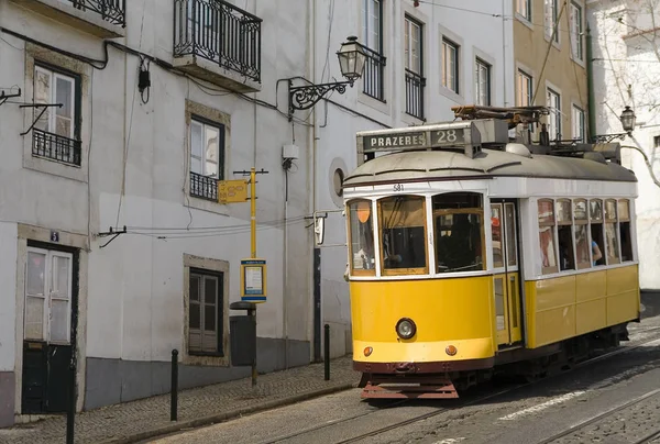 Tranvía Amarillo Lisboa — Foto de Stock
