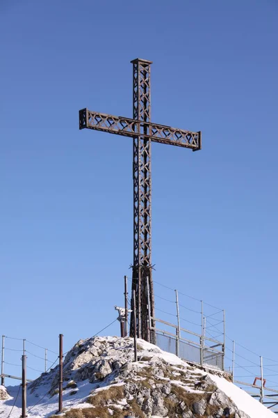 Gipfelkreuz Auf Dem Untersberg — Stockfoto