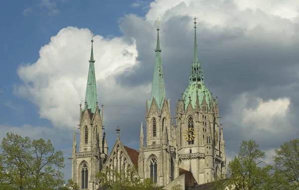 Münchens Paulskirche Frühling — Stockfoto