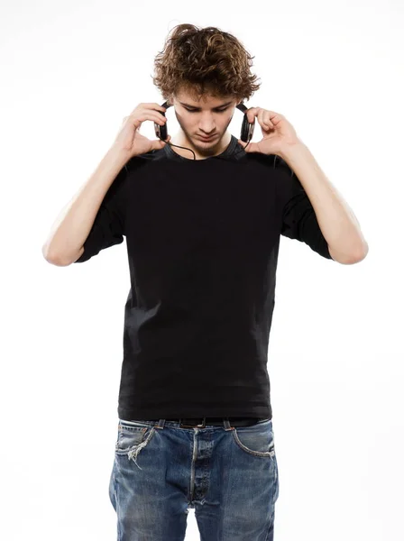 Junger Mann Hört Musik — Stockfoto