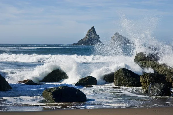 Rocas Surf Costa Pacífica Del Oregón — Foto de Stock