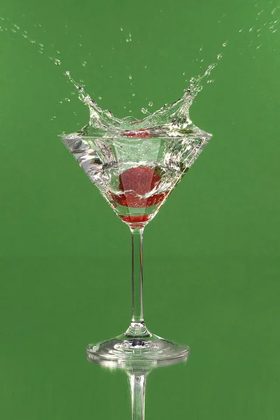 Fragola Nel Bicchiere Cocktail — Foto Stock