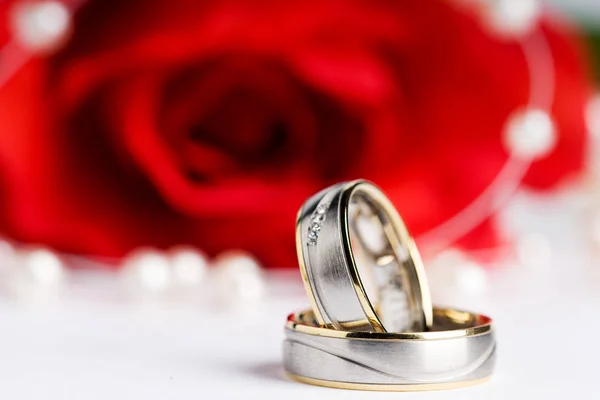 Βέρες Γαμήλια Κοσμήματα Δαχτυλίδια Αρραβώνων — Φωτογραφία Αρχείου