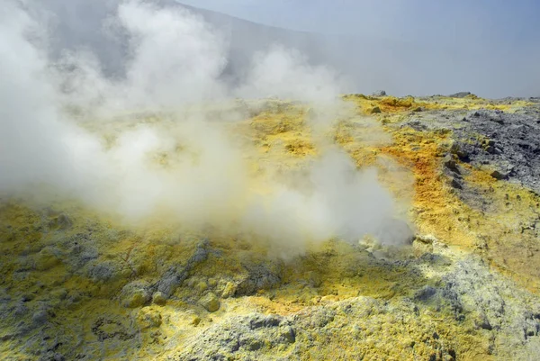 Fumarolas Grande Cratera — Fotografia de Stock