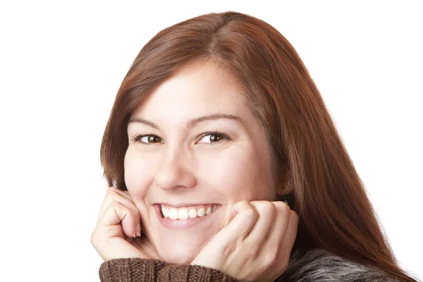 Ładna Młoda Kobieta Trzyma Podbródek Uśmiecha Się Przyjazny — Zdjęcie stockowe