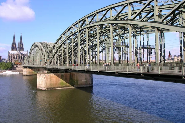 Cathédrale Cologne Pont Hohenzollern — Photo