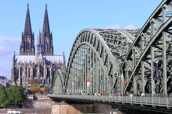 Cathédrale Cologne Pont Hohenzollern — Photo