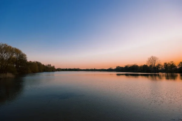 Zonsondergang Een Meer — Stockfoto