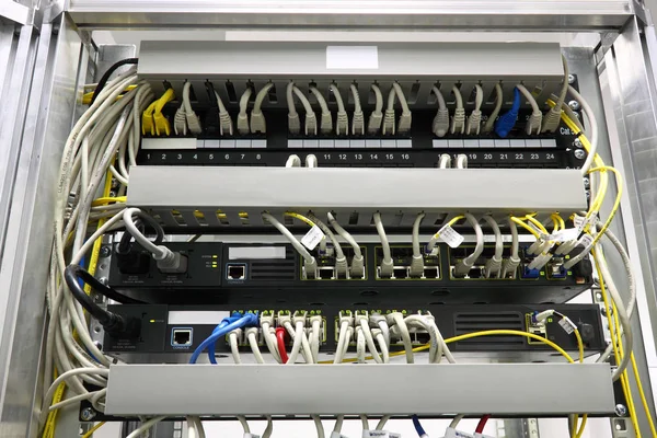 Interruptores Conectados Sala Tecnologia — Fotografia de Stock