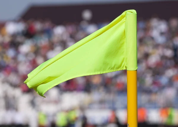 Кутовий Прапор Футбольному Полі — стокове фото