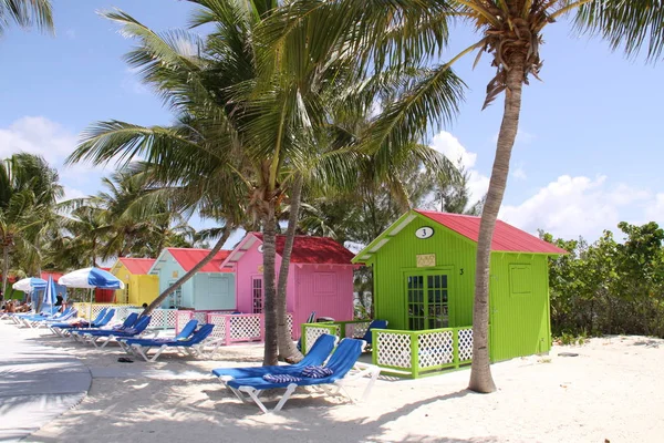 Colorful Beach Huts Bahamas — Stock Photo, Image