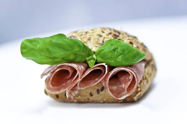 Conceito Alimentar Carne Salame Tempo Lanche — Fotografia de Stock