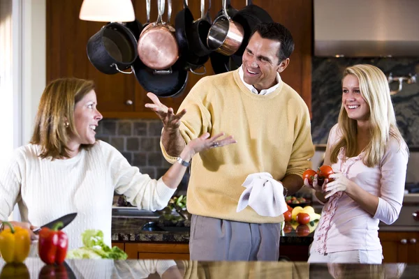 Teen Girl Parents Kitchen Talking — Stock Photo, Image