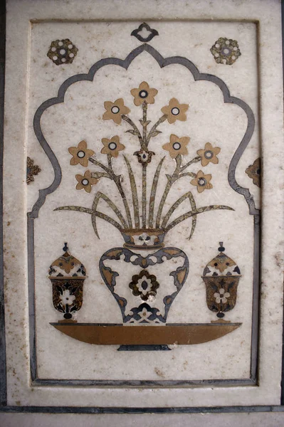 Inlaid Marble Mausoleum — Stock Photo, Image