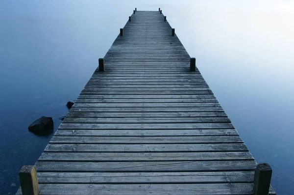 Escaleras Madera Con Cielo Azul — Foto de Stock