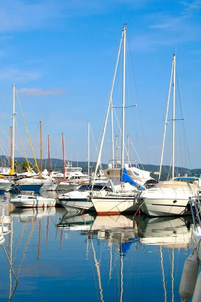 Der Hafen Von Cavalaire Sur Mer — Stockfoto