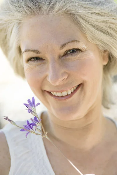 Portrait Smiling Woman — Stock Photo, Image