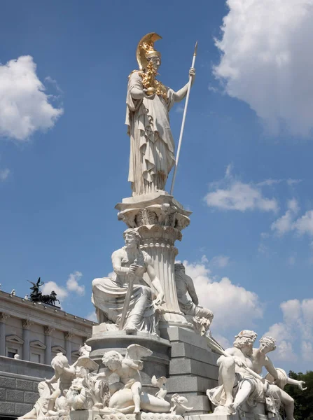 Pallas Athene Frente Parlamento Viena — Foto de Stock