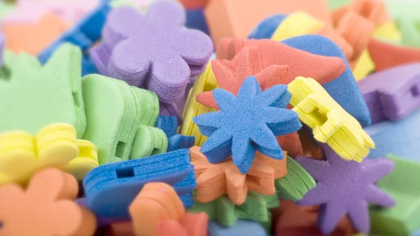 Çocuklar Için Renkli Plastik Oyuncaklar — Stok fotoğraf
