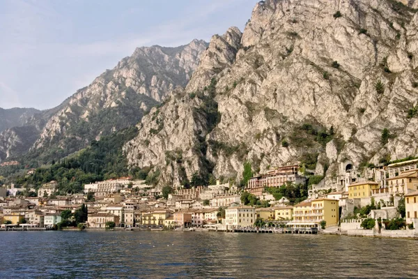 Cityscape Limone Sul Garda — Stock Photo, Image