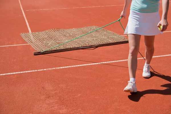 Joven Jugando Tenis Cancha — Foto de Stock