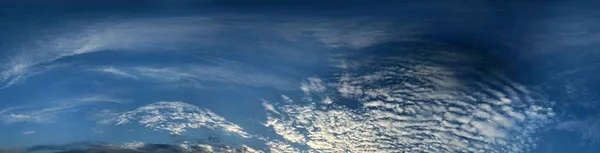 Mooie Bewolkte Lucht Achtergrond — Stockfoto