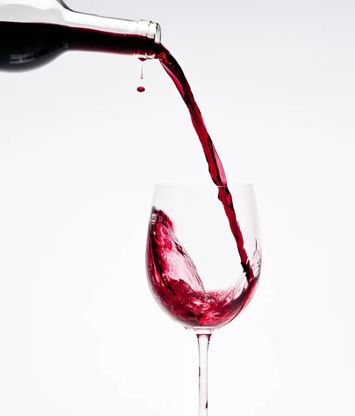 Kırmızı Şarap Dökülüyor — Stok fotoğraf