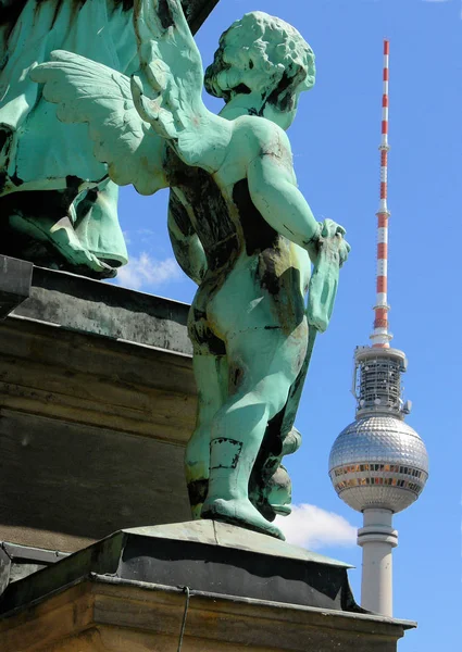 Estátua Parque — Fotografia de Stock