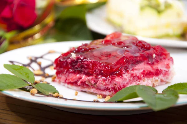 Sweet Raspberry Strawberries Dessert Chocolate White Plate — Stock Photo, Image