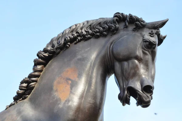 Koňský Socha Vinci Italy — Stock fotografie