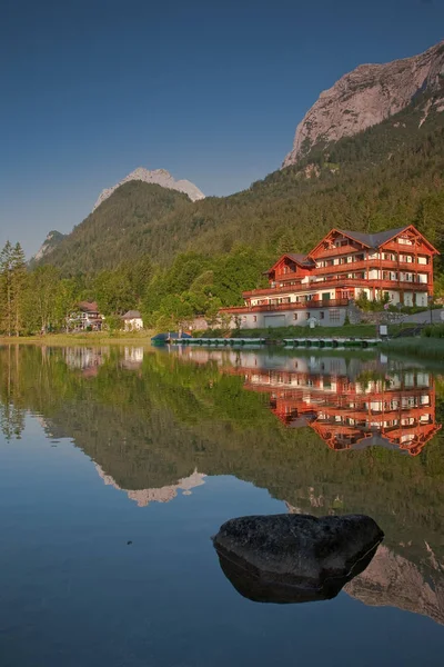 Soiegelung Bij Hintersee — Stockfoto