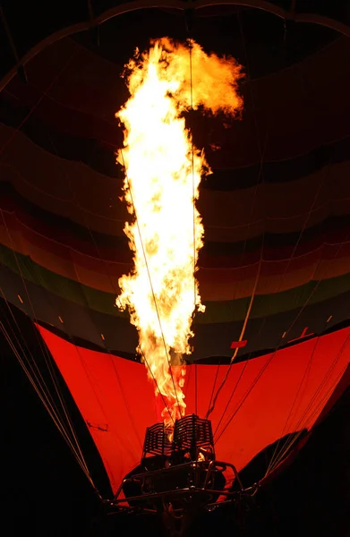 Turuncu Ateş Yakıcı Sıcak — Stok fotoğraf