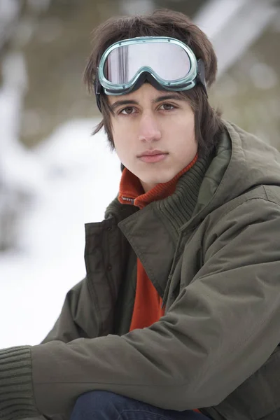 Teenage Boy Wearing Winter Clothes Snowy Landscape — Stock Photo, Image