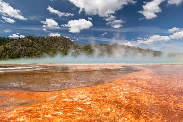 Vacker Utsikt Över Grand Prismatic Spring — Stockfoto