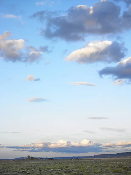 Pustynny Krajobraz Wysokim Widokiem Niebo Strzał Pionowy — Zdjęcie stockowe