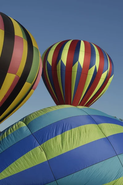 Globos Aire Caliente Parcialmente Inflados Suelo Blossom Time Festival Chagrin —  Fotos de Stock