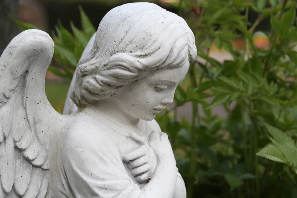 Statua Marmo Sul Cimitero — Foto Stock