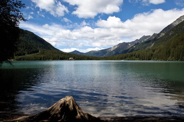 Lago Antholz Tirol Del Sur —  Fotos de Stock